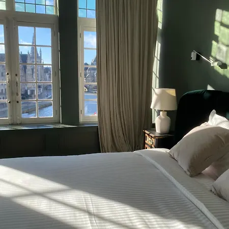 Agatovas By The Lys Апартаменти