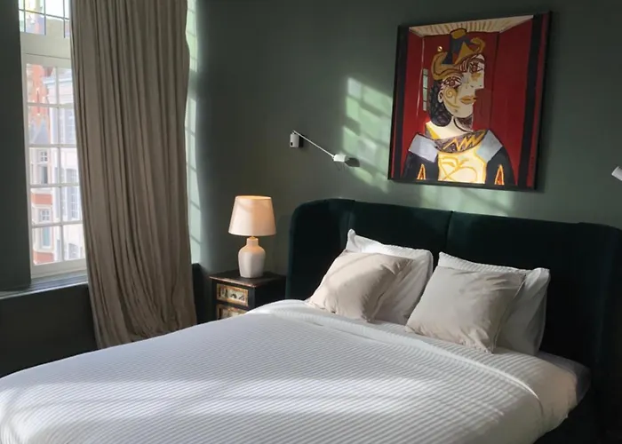 Agatovas By The Lys * Γάνδη